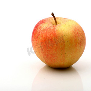 一个白色背景上孤立的苹果