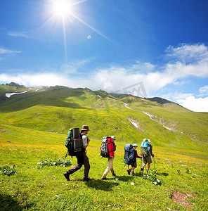 登山摄影照片_徒步旅行