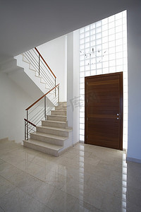 塞浦路斯，当代住宅的门厅和楼梯