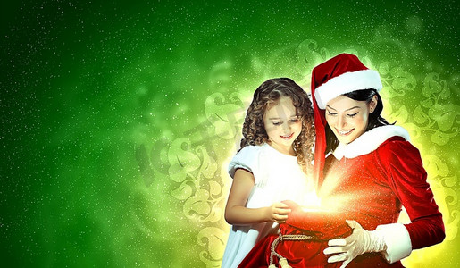 圣诞节illustration小女孩与圣诞礼物和圣诞老人