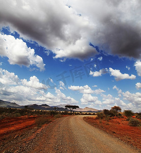 山水人摄影照片_肯尼亚的风景