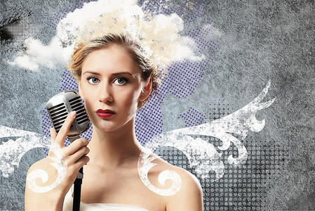 女歌手在插图背景下手持麦克风的图像美女人物特写