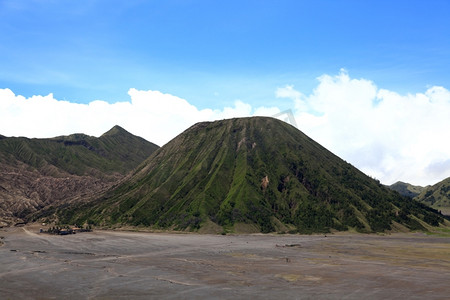 印度尼西亚东爪哇布罗莫山地区国家公园的巴托克火山