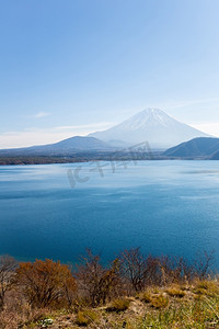 日本山梨市的富士富士山，有本州湖