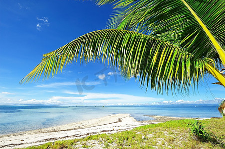 童贞摄影照片_菲律宾偏远岛屿美丽的荒野海滩