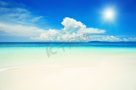 泰国甲米省美丽的寂寞海滩