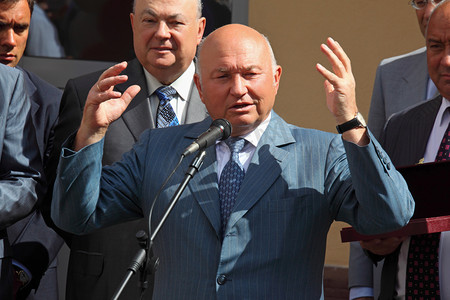市长卢日科夫