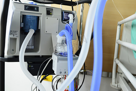 运动仪器测量摄影照片_复苏在手术室医疗设备