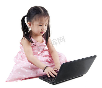 开心一家摄影照片_儿童使用的便携式计算机
