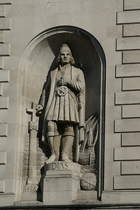 迪亚斯雕像在南部非洲的高级委员会在特拉法加广场，伦敦，英国