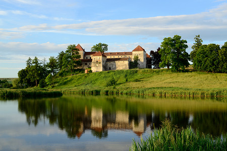 古城堡 Svirzh