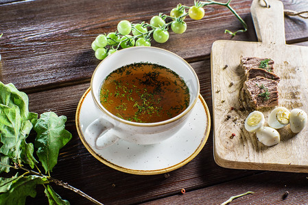 酸辣乌鱼蛋汤摄影图片-酸辣乌鱼蛋汤摄影作品-千库网