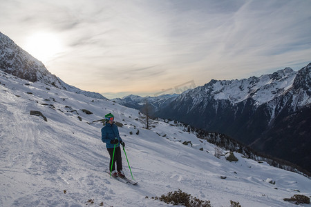 滑雪在法国夏蒙尼举行一些大地形