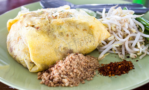 豆米炒肉摄影照片_εθνικά πιάτα της Ταϊλάνδης, ανακατεύετε-τηγανισμένα, ρύζι χυλοπίτες (pad Ταϊλάνδης) 