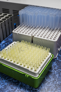 聚合酶取样 Dna 测试管阵列 Pcr 容器热板