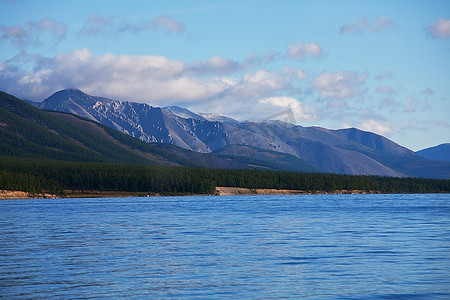 山湖霍顿