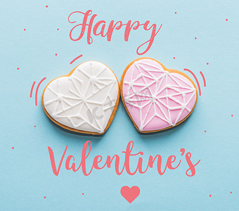 情人节浪漫蓝色摄影照片_蓝色的两个釉心形状的饼干的顶部视图, st 情人节假期概念