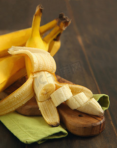 成熟的切片的香蕉