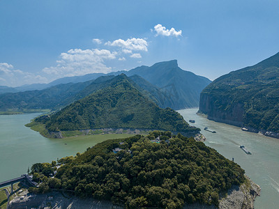 江面摄影照片_三峡白帝城上午山川户外摄影摄影图配图