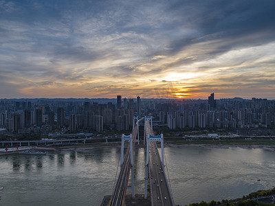 重庆游玩摄影照片_城市夕阳桥梁室外建组摄影图配图
