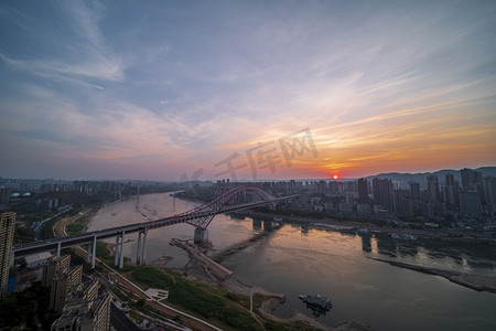 城市江岸早上桥梁户外摄影摄影图配图