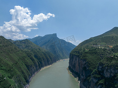 三峡上午山川户外摄影摄影图配图