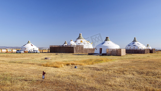 内蒙古草原蒙古包冬季景观