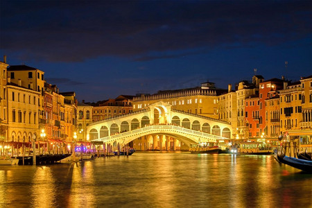 威尼斯的日食摄影照片_ 桥，威尼斯，意大利，大