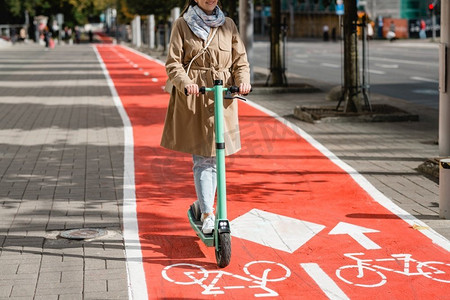  电动，骑，自行车，车道