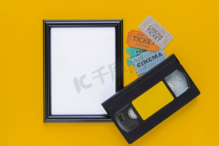 电影票摄影照片_带电影票框的录像带