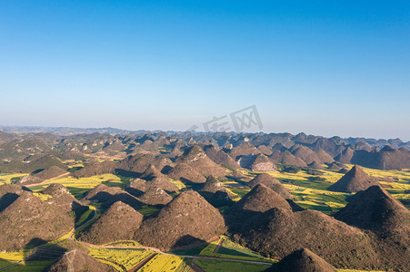 金鸡峰从群峰