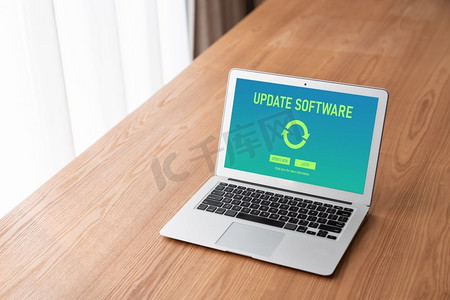 计算机上的软件更新，用于设备软件升级的最新版本。在计算机上对设备软件最新版本进行软件更新