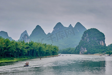 风景如画摄影照片_ 喀斯特，风景如画