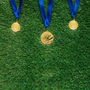 足球背景与奖牌