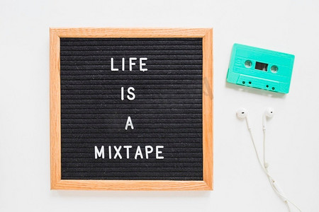 Life is mixtape刻字板