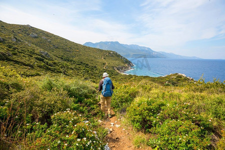 土耳其爱琴海摄影照片_卡里安小径上美丽的风景。土耳其爱琴海。