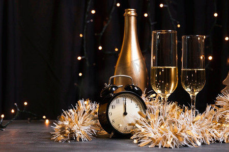 美景香槟新年之夜。高分辨率照片。美景香槟新年之夜。高质量照片