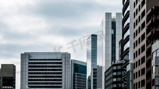 远景现代摩天大楼写字楼。高分辨率照片。远景现代摩天大楼写字楼。高质量照片