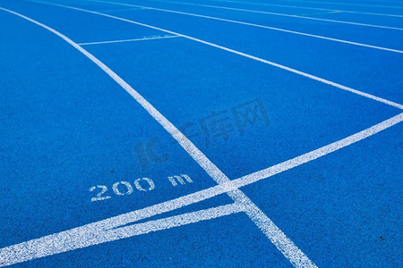 200米蓝色跑道照片
