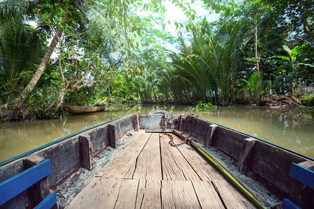 越南湄公河三角洲的木船