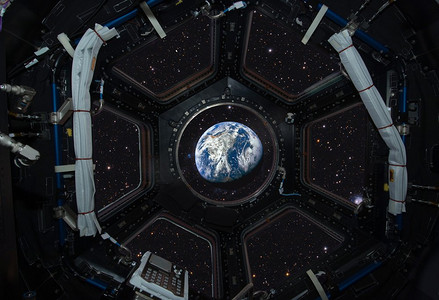 国际空间站。从太空俯瞰地球。该图像元素由NASA提供