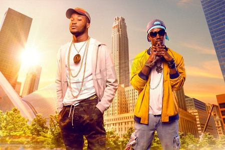 两个戴着帽子的黑人说唱歌手,背景是城市景观.卡通动漫人物佛像