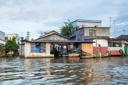 越南湄公河三角洲的木船
