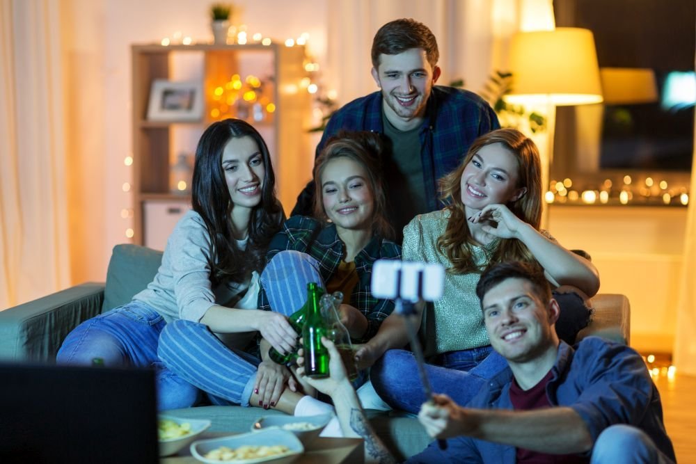 娱乐体育最新新闻追踪影视女神加盟极限运动真人秀高空跳伞首秀惊险刺激