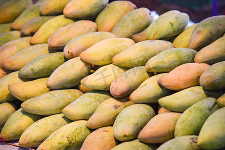 芒果市场/新收获鲜芒果夏季有机农产品农业上市销售