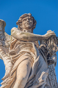 圣天使桥上的雕像。罗马意大利