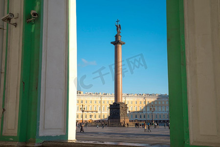 亚历山大柱，圣彼得堡宫殿广场中心