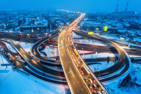 十字路口夜景摄影图片-十字路口夜景摄影作品-千库网