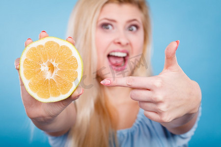 柑橘摄影照片_ 女人，饮食，损失，体重