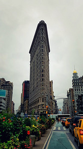 纽约最早建造的摩天大楼之一就是熨斗大厦